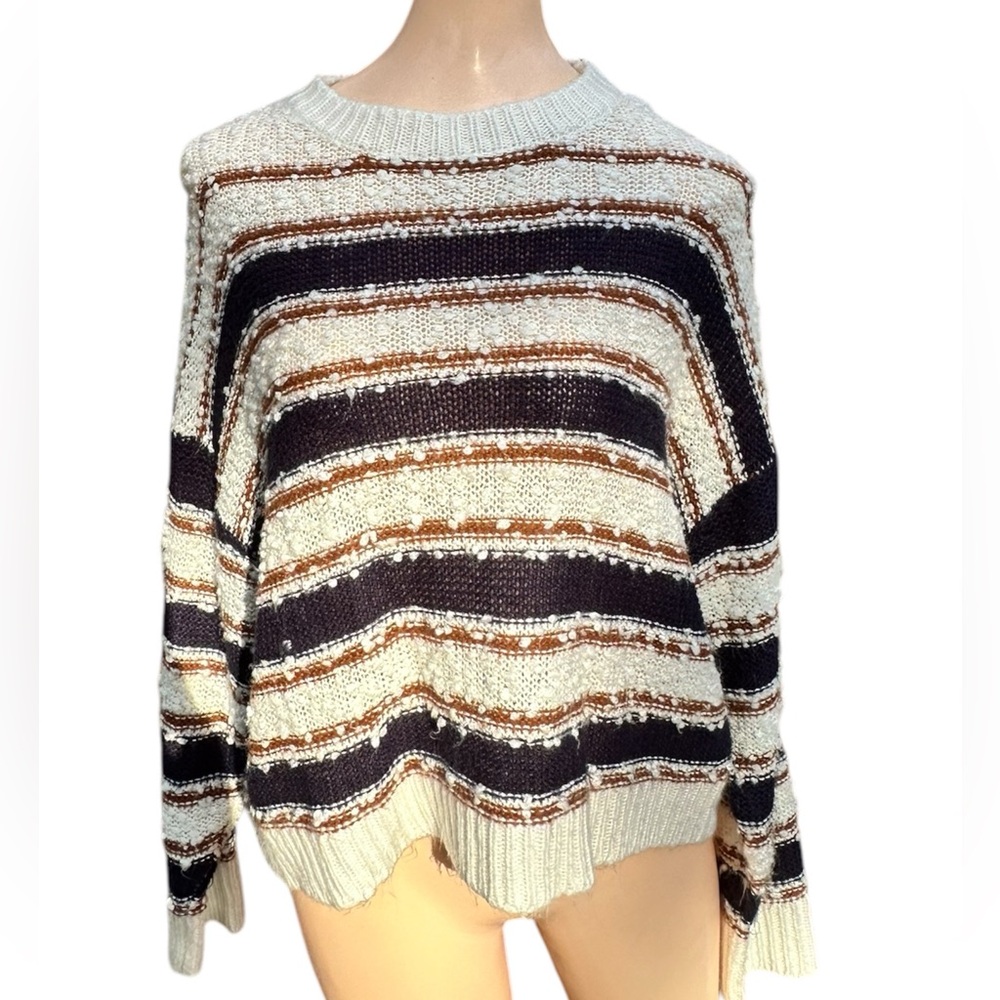 Hem & Thread cozy sweater. Size small